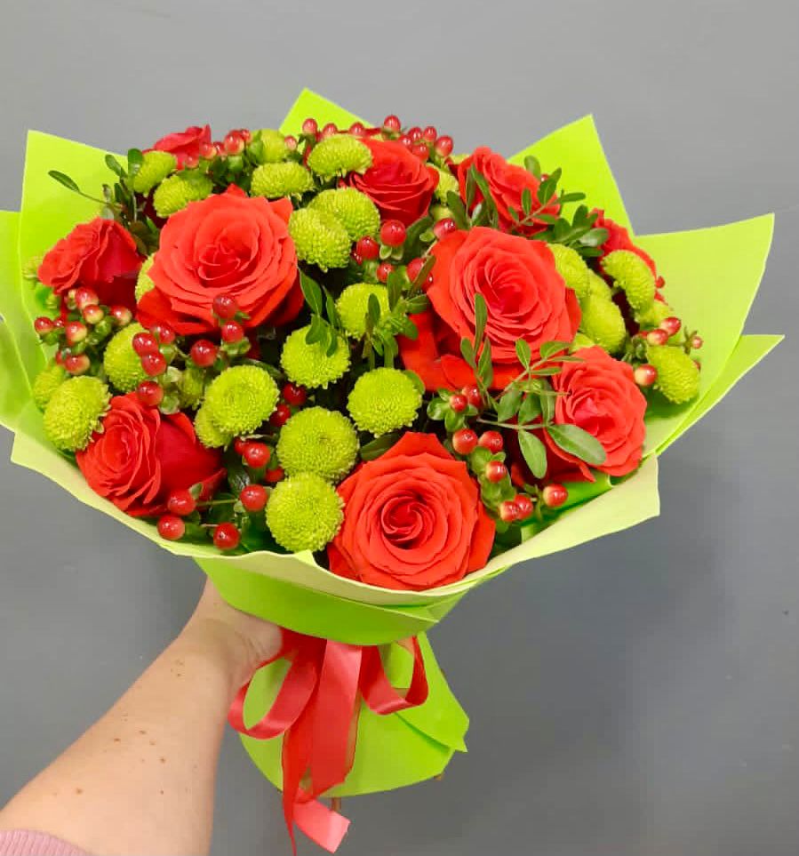 Букет цветов из: Хризантемы и Розы в Бакалы Башкортостан