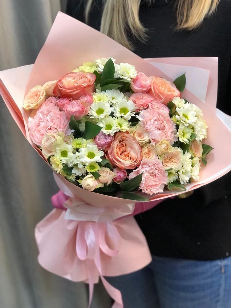 Букет нежные объятья в Бакалы Башкортостан Букет цветов из: Гвоздики, Розы и Хризантемы в Бакалы Башкортостан