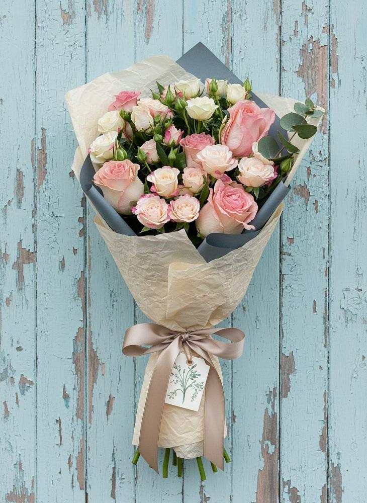 Букет нежный и розовый в Бакалы Башкортостан Букет цветов из: Розы в Бакалы Башкортостан