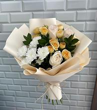 Букет цветочный вальс в Бакалы Башкортостан Букет цветов из:  Розы и Хризантемы в Бакалы Башкортостан