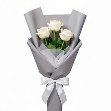 Букет 3 белые розы в Бакалы Башкортостан Букет 3 белые розы в Бакалы Башкортостан