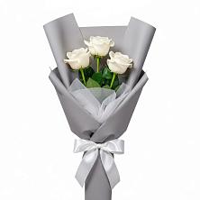 Букет 3 белые розы в Бакалы Башкортостан Букет 3 белые розы в Бакалы Башкортостан