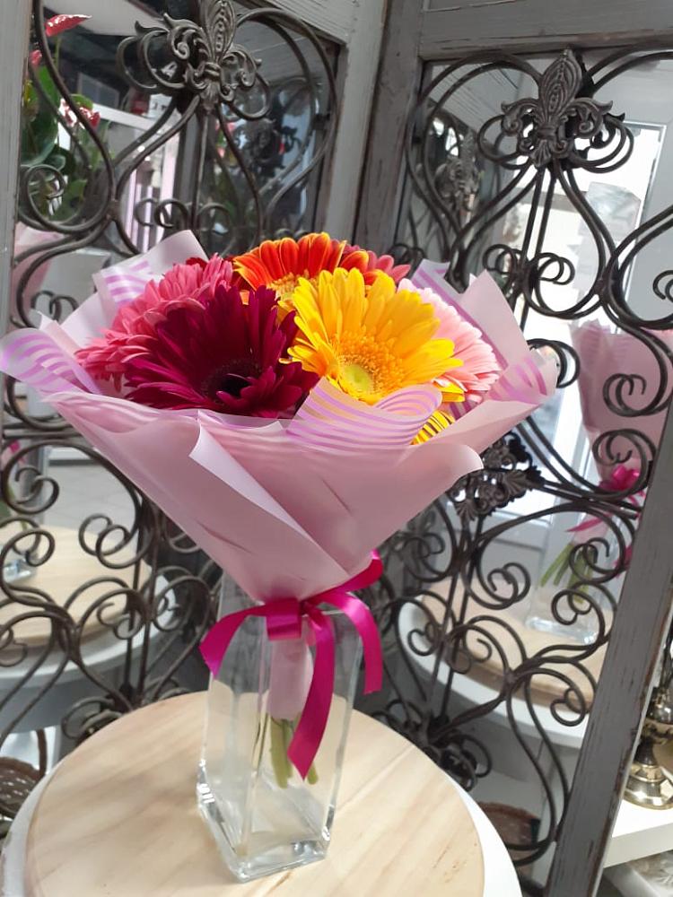 Букет радуга в Бакалы Башкортостан Букет цветов из: Герберы в Бакалы Башкортостан