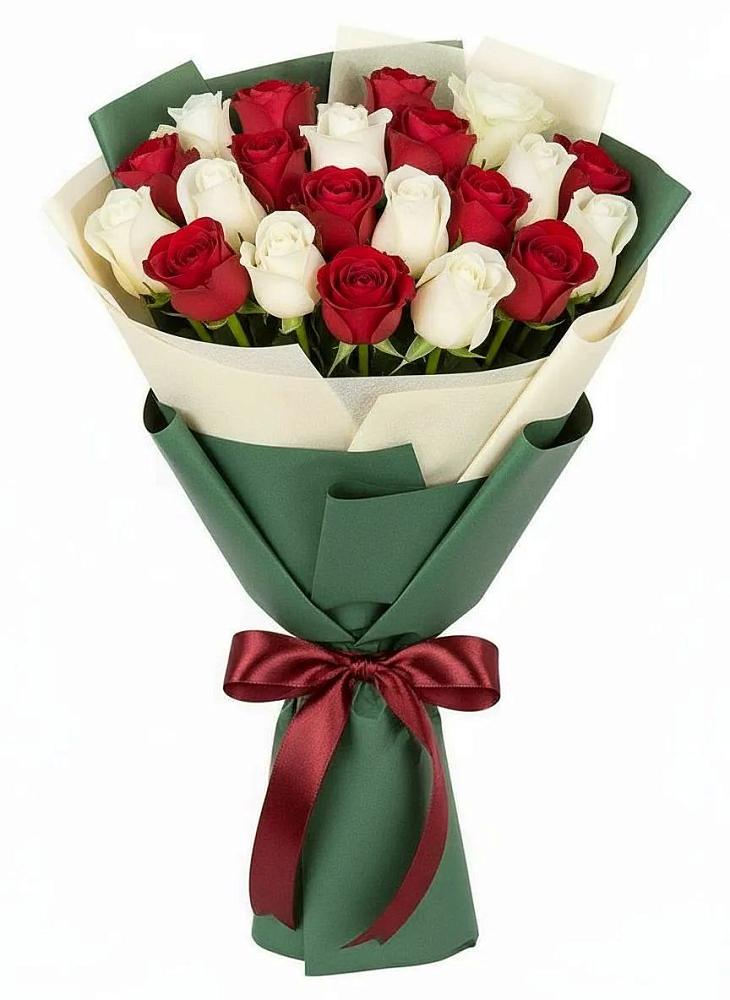 Микс из красных и белых роз в Бакалы Башкортостан Букет Микс из красных и белых роз в Бакалы Башкортостан