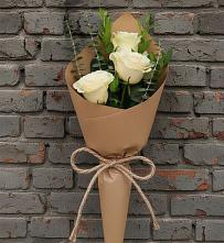 Букет из 3 роз в Бакалы Башкортостан Букет цветов из:  Розы в Бакалы Башкортостан
