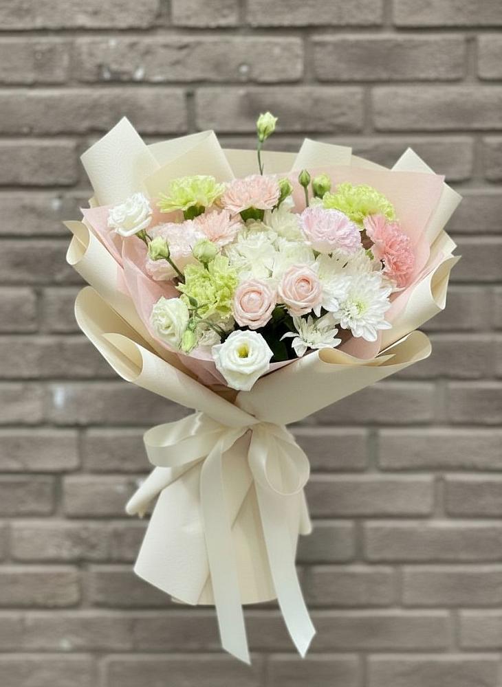 Букет Трепет мечты в Бакалы Башкортостан Букет цветов из: Гвоздики, Розы, Лизиантусы и Хризантемы в Бакалы Башкортостан