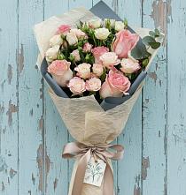 Букет нежный и розовый в Бакалы Башкортостан Букет цветов из:  Розы в Бакалы Башкортостан