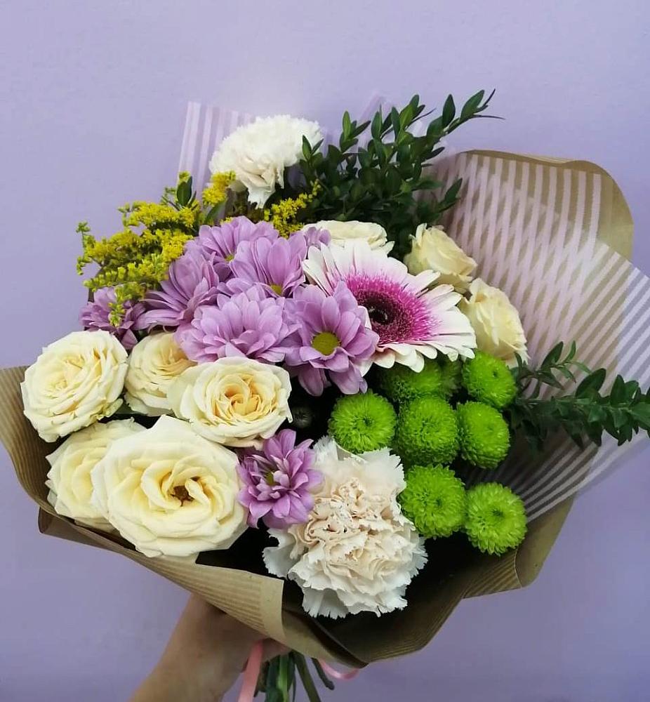 Букет магия в Бакалы Башкортостан Букет цветов из: Хризантемы, Розы, Гвоздики и Герберы в Бакалы Башкортостан