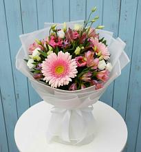 Букет прохладный бриз в Бакалы Башкортостан Букет цветов из:  Герберы, Альстромерии и Лизиантусы в Бакалы Башкортостан