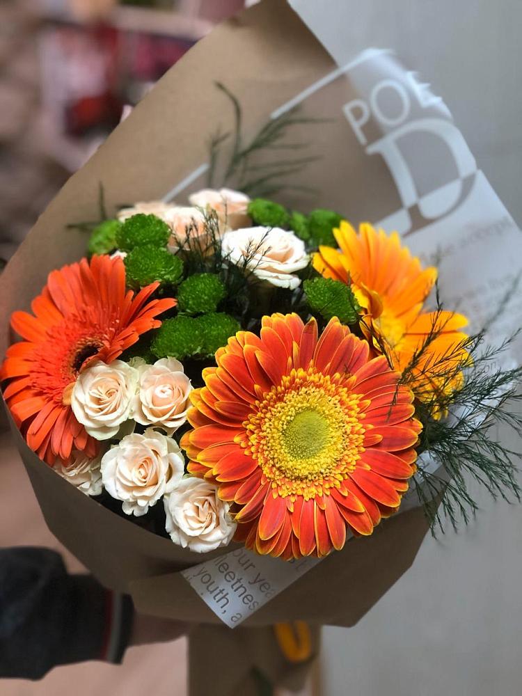 Букет желтый закат в Бакалы Башкортостан Букет цветов из: Герберы, Хризантемы и Розы в Бакалы Башкортостан