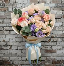 Букет Феерия в Бакалы Башкортостан Букет цветов из:  Розы, Лизиантусы и Гвоздики в Бакалы Башкортостан