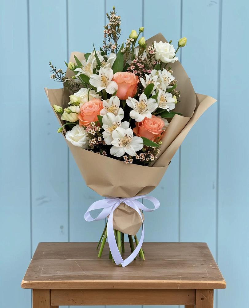 Букет яркий комплимент в Бакалы Башкортостан Букет цветов из: Альстромерии, Лизиантусы, Розы и Хризантемы в Бакалы Башкортостан