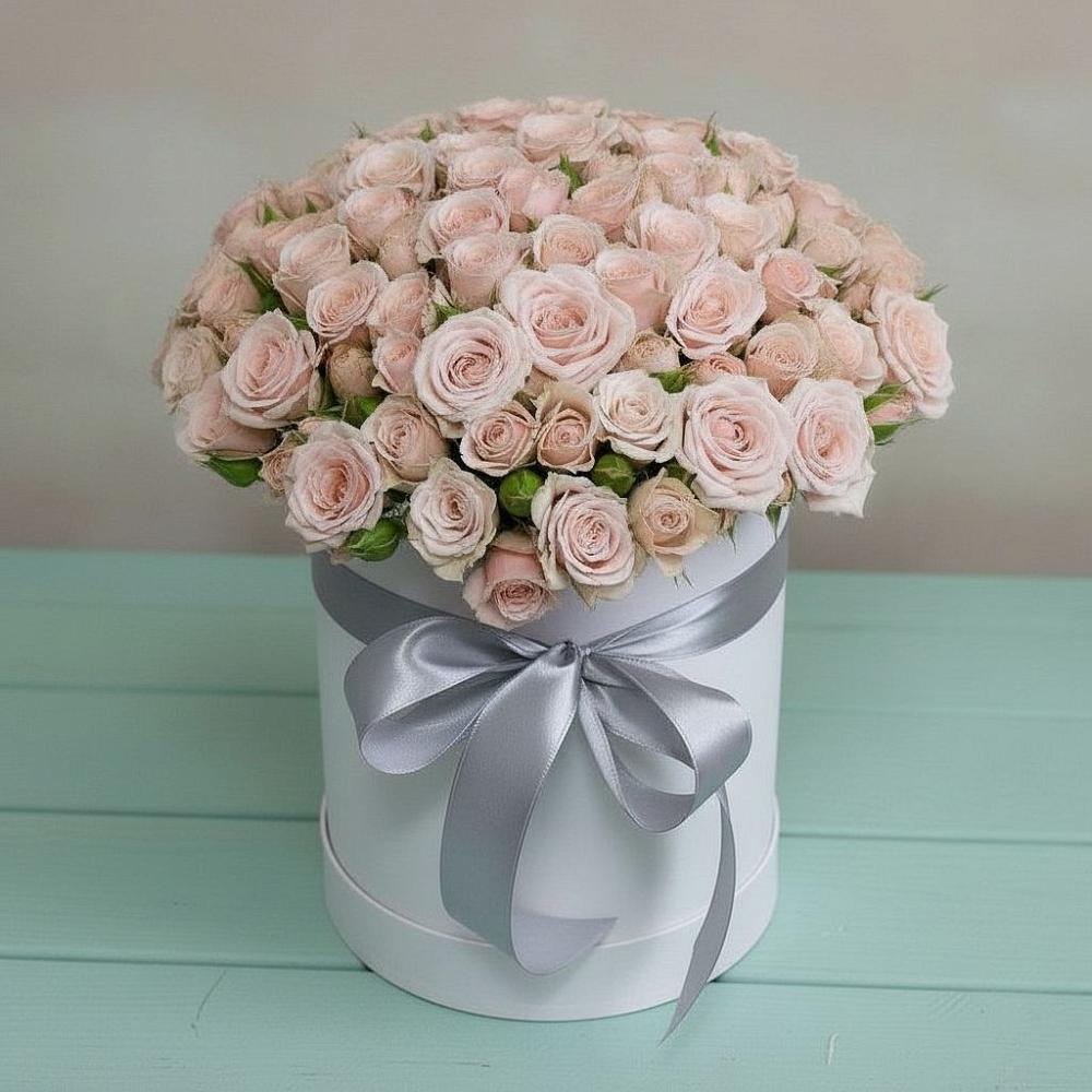 Композиция утонченная красота в Бакалы Башкортостан Цветочная композиция из Розы в шляпной коробке в Бакалы Башкортостан